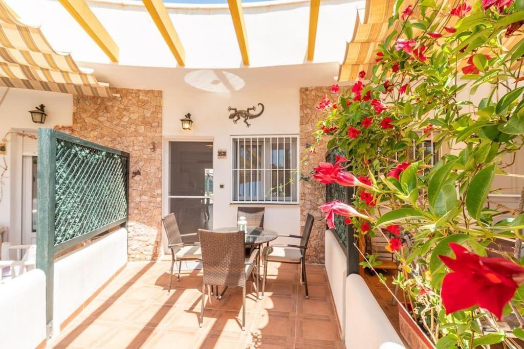 Magnifico Adosado Con Piscina Y Barbacoa Campoamor Exterior foto