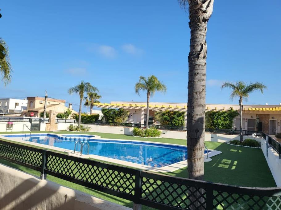 Magnifico Adosado Con Piscina Y Barbacoa Campoamor Exterior foto